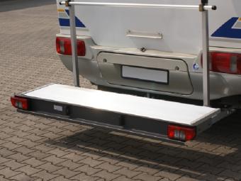 camper achter drager plateau