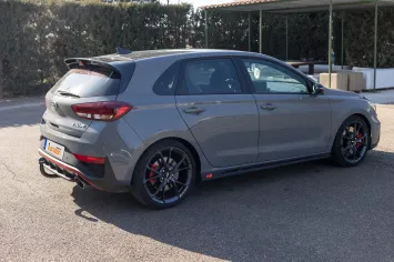 Hyundai i20 PD 5 Türer von 10-2018 vertikale abnehmbare Anhängerkupplung