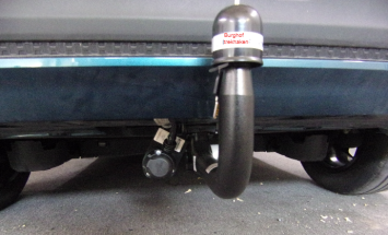 Trekhaak Fiat 600e Elektrische vanaf 2023 speciaal voor fietsendrager – Verticaal afneembaar – Towbo Bars