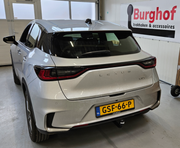 trekhaak lexus LBX trekhaak